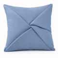 Nacre – Coussin décoratif à plis croisés